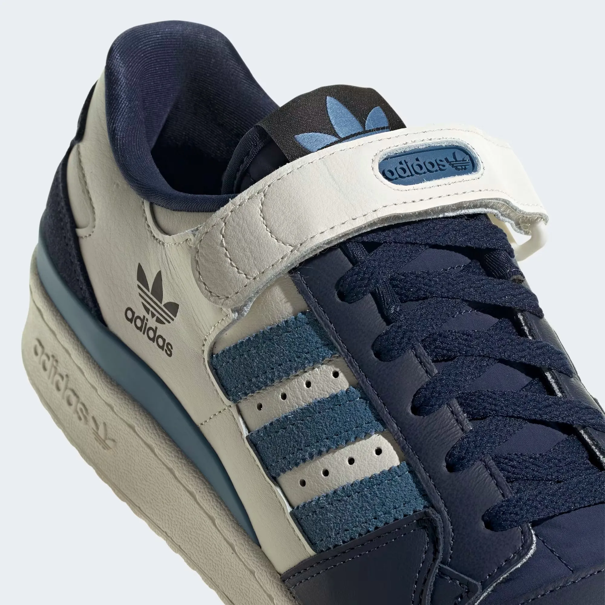 Adidas Originals Forum 84 Low Unisex Sneakers, Cream/Navy