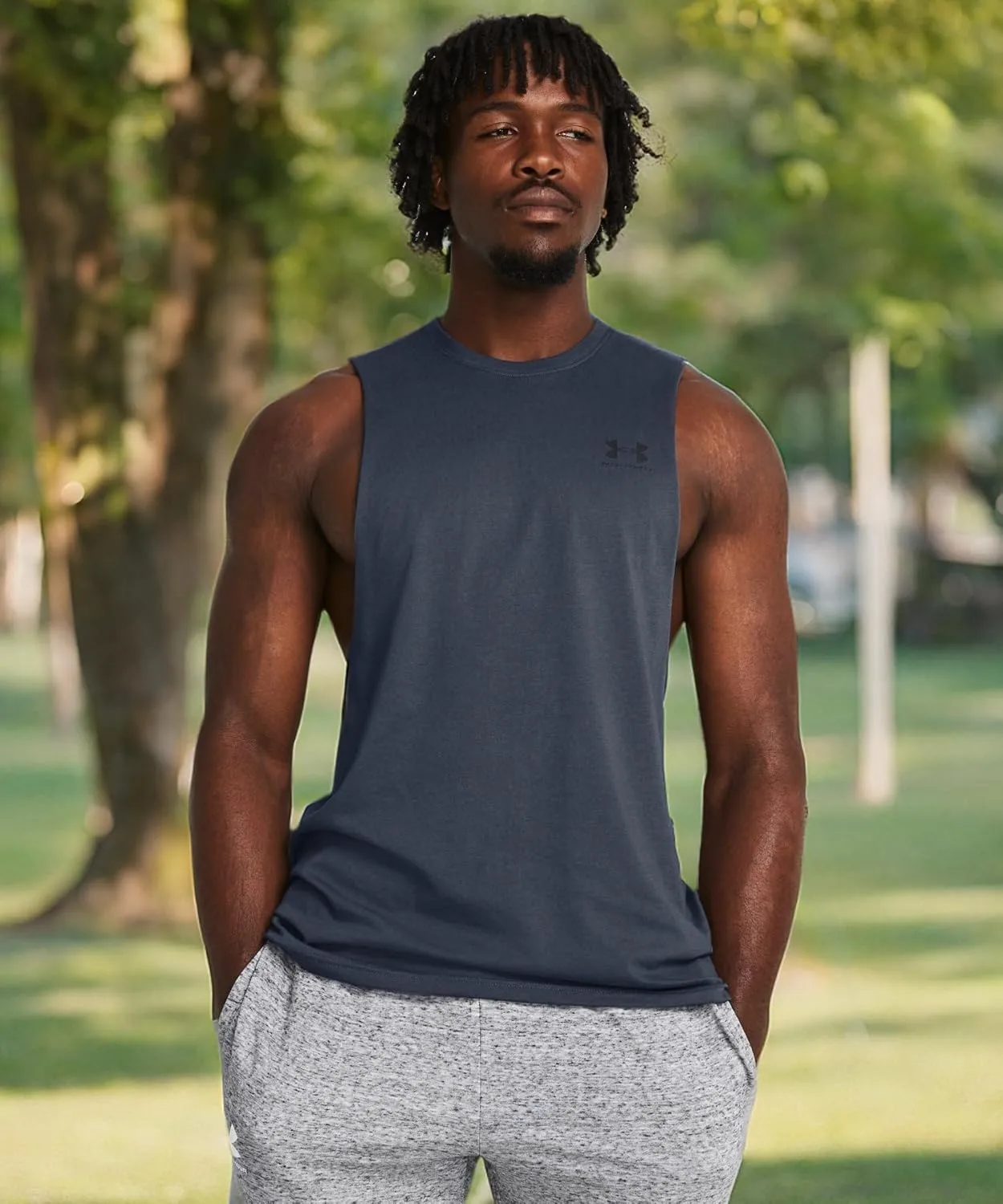 Under Armour Men's Sportstyle Left Chest Cut-Off T-Shirt